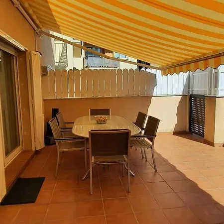 Con Terraza Privada, Piscina Y Pkg Apartamento Torredembarra