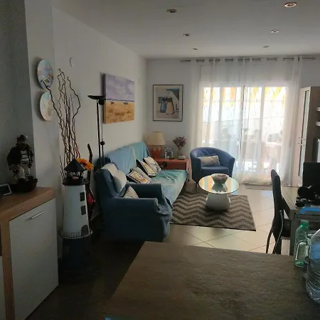 Apartamento Con Terraza Privada, Piscina Y Pkg Apartment
